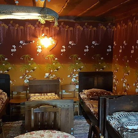 Oreiviu Uzuoveja Kaimynai Extérieur photo