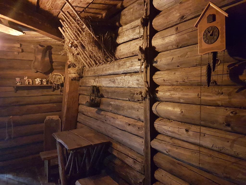 Oreiviu Uzuoveja Kaimynai Extérieur photo